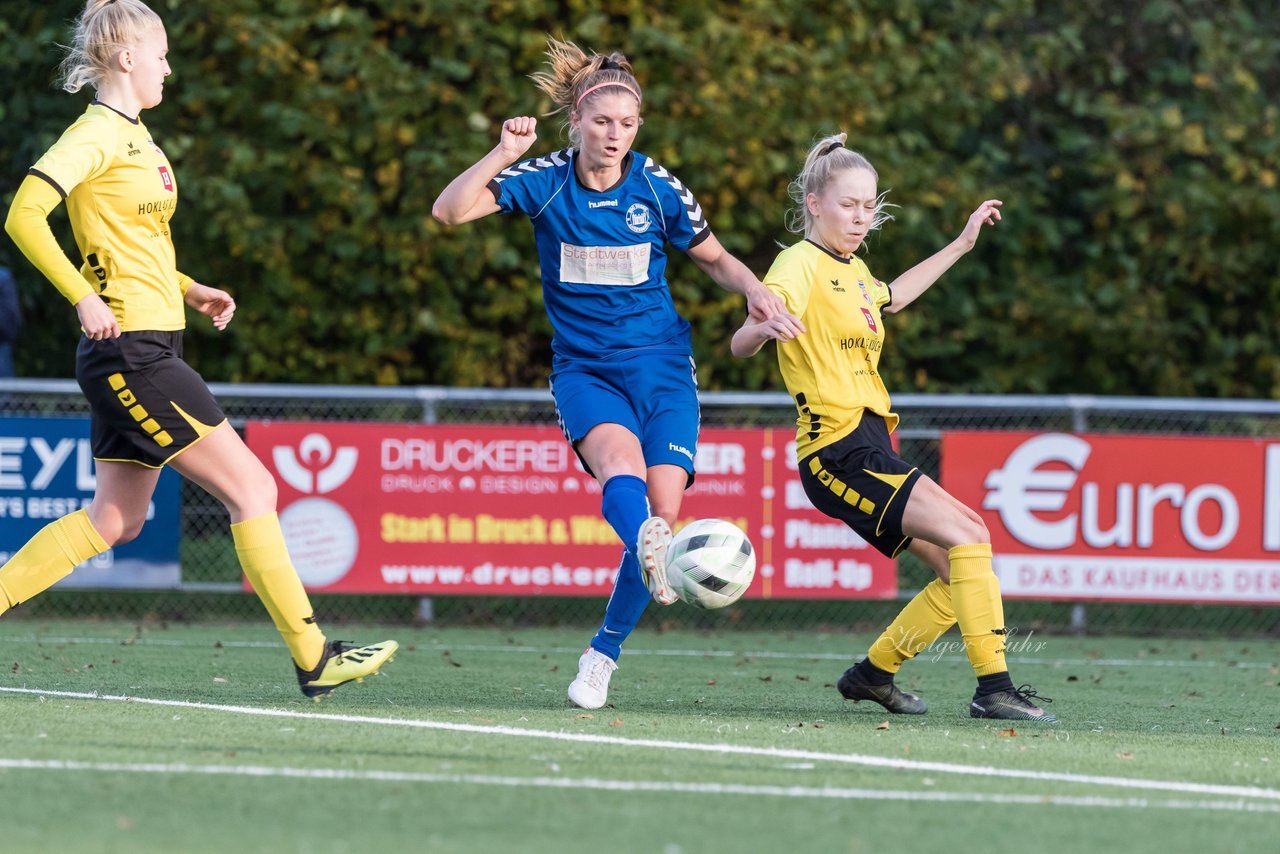 Bild 118 - F SSC Hagen Ahrensburg - SV Frisia 03 Risum-Lindholm : Ergebnis: 2:0